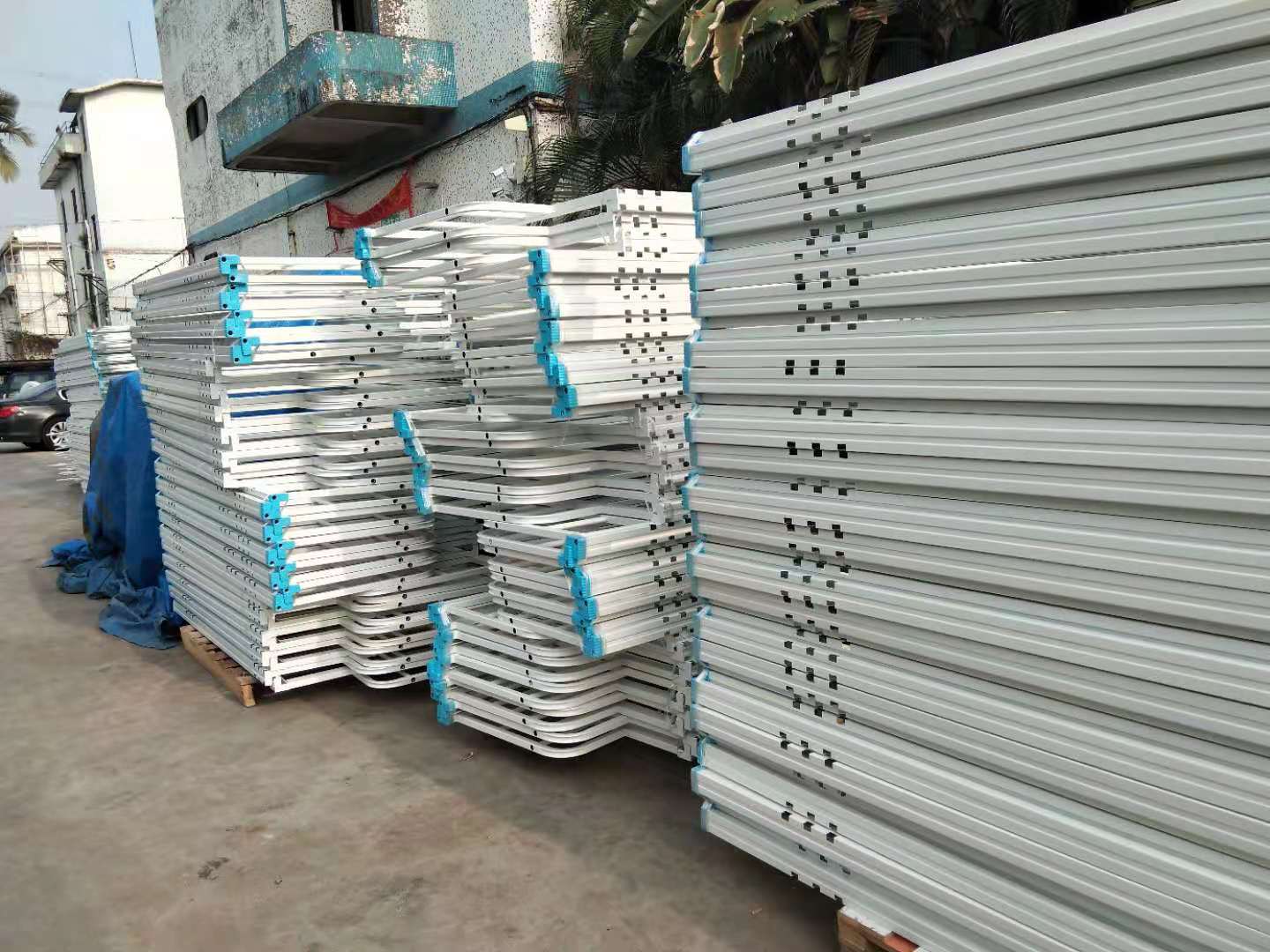 厂区堆满铁床，怎么办？