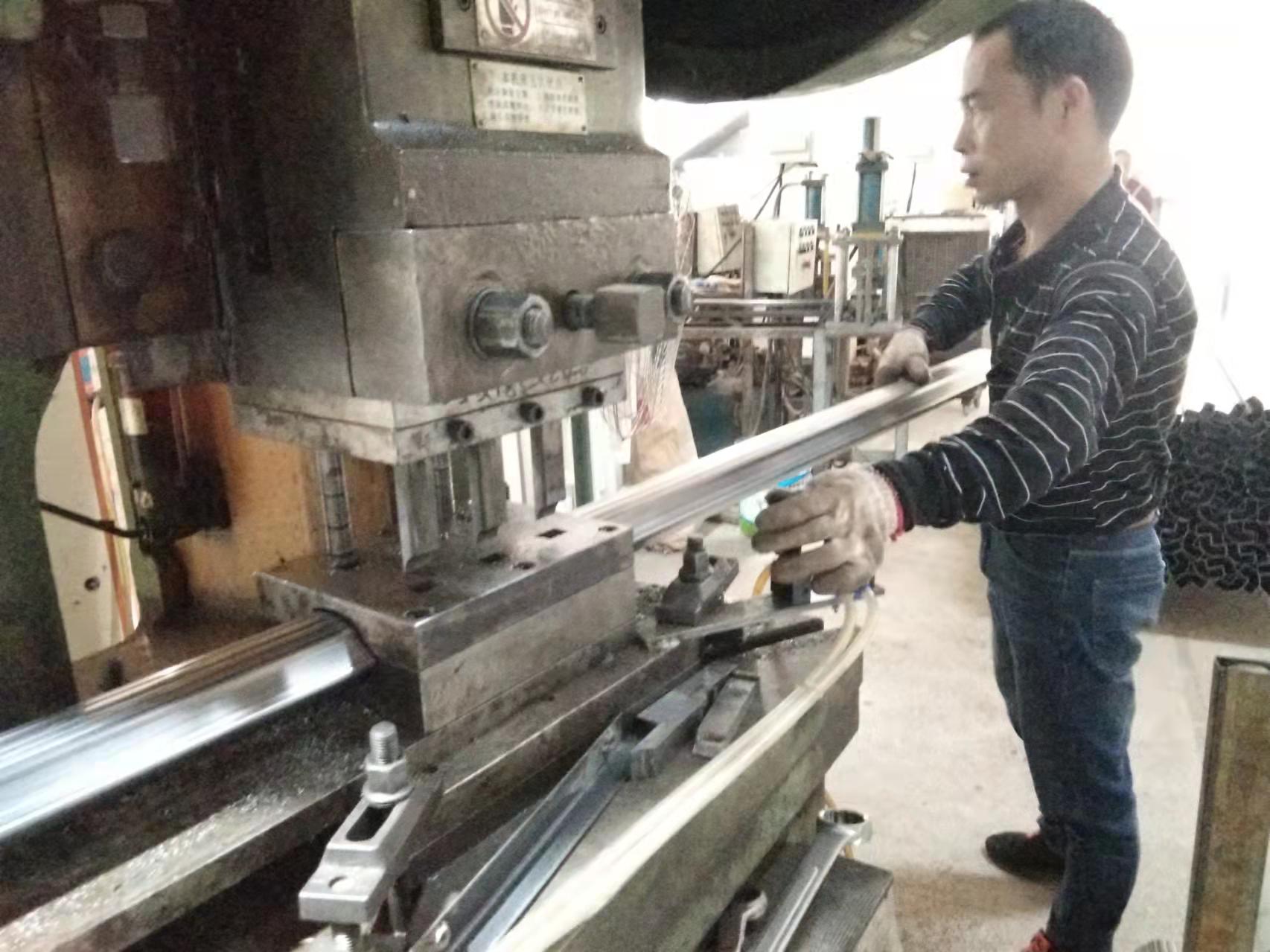 公寓床制作工艺流程是怎样的？